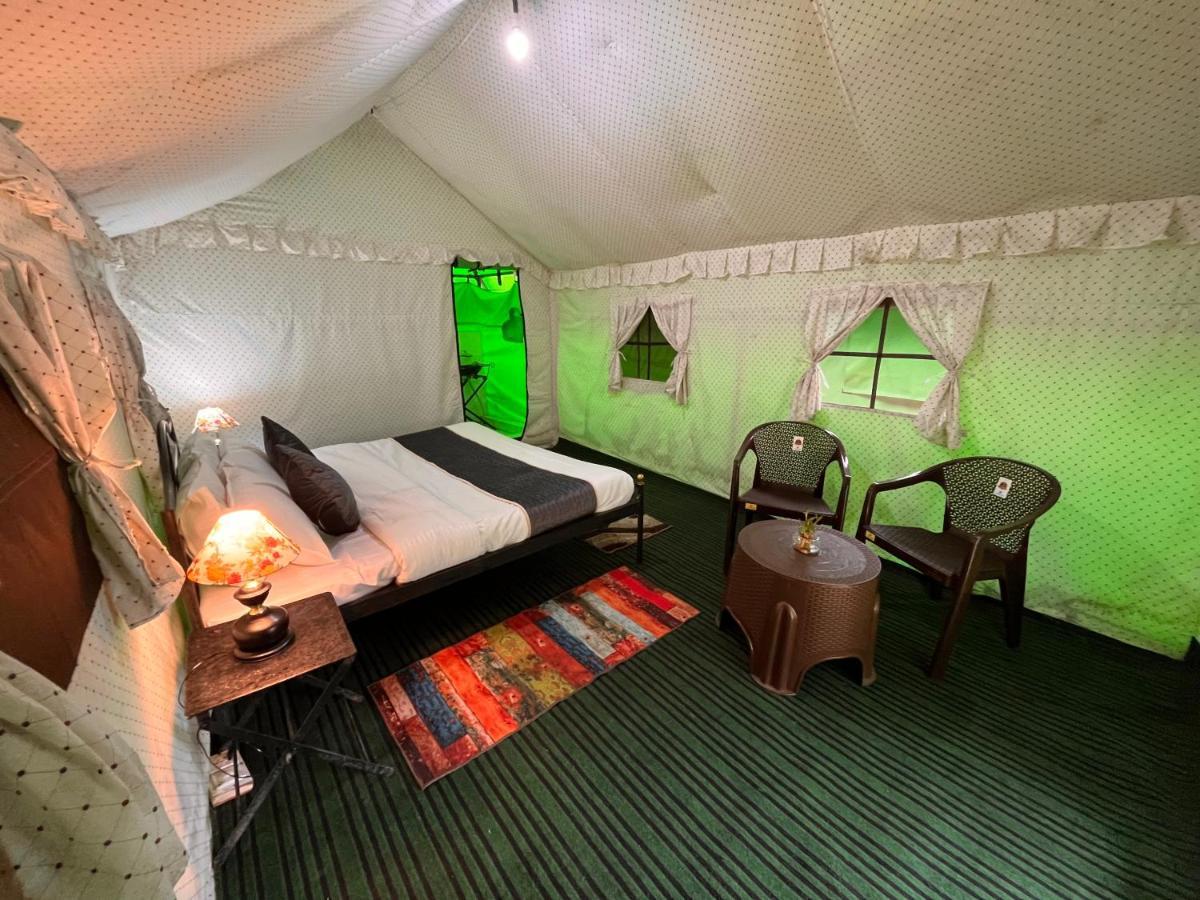 Himalayan Root Swiss Cottage Tents - Camping With Bonfire Manali (Himachal Pradesh) Exterior photo