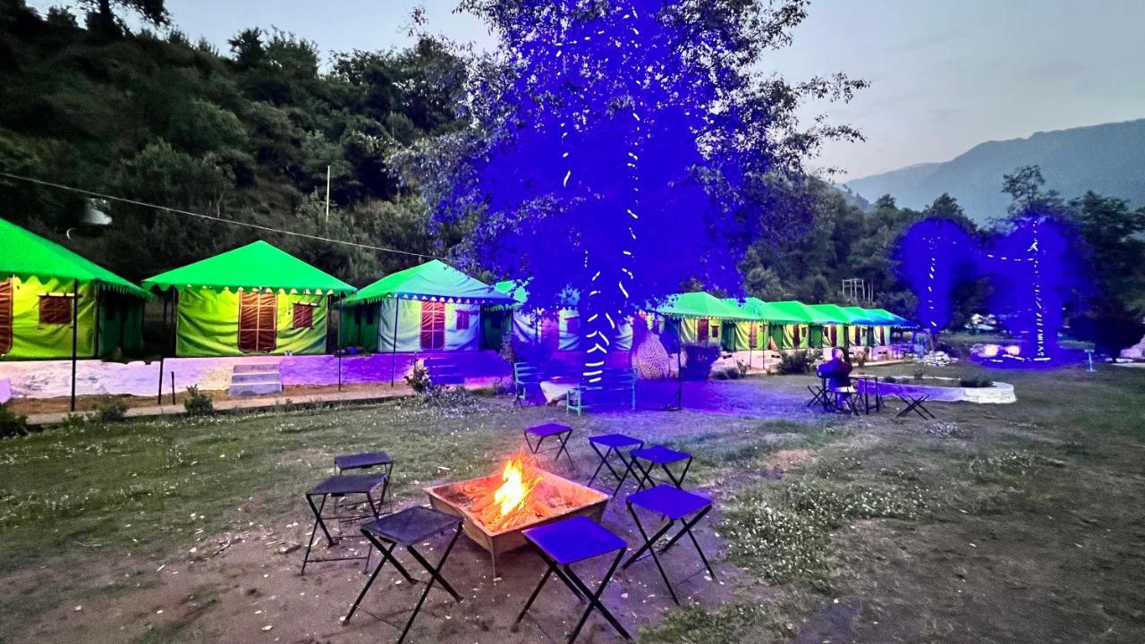 Himalayan Root Swiss Cottage Tents - Camping With Bonfire Manali (Himachal Pradesh) Exterior photo